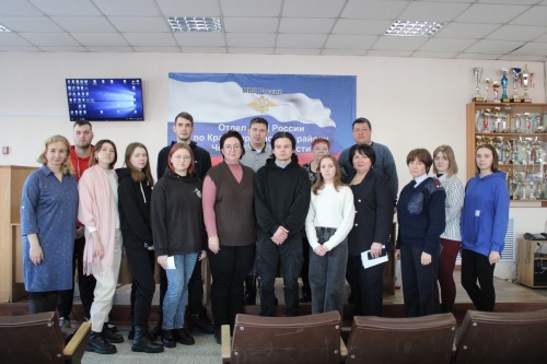 Студентам Южно-Уральского ГАУ рассказали о работе полицейского