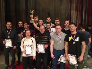 Студенты ЮУрГАУ победили в соревнованиях по армрестлингу Универсиады Челябинской области