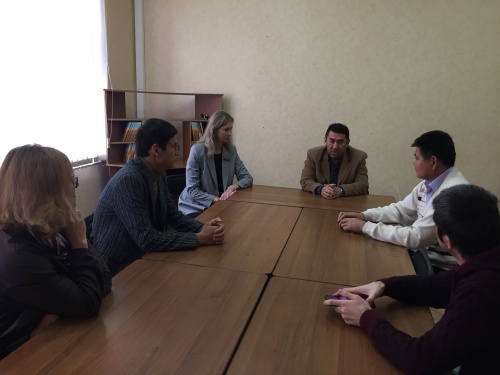 Иностранные студенты ЮУрГАУ встретились с главой узбекской диаспоры