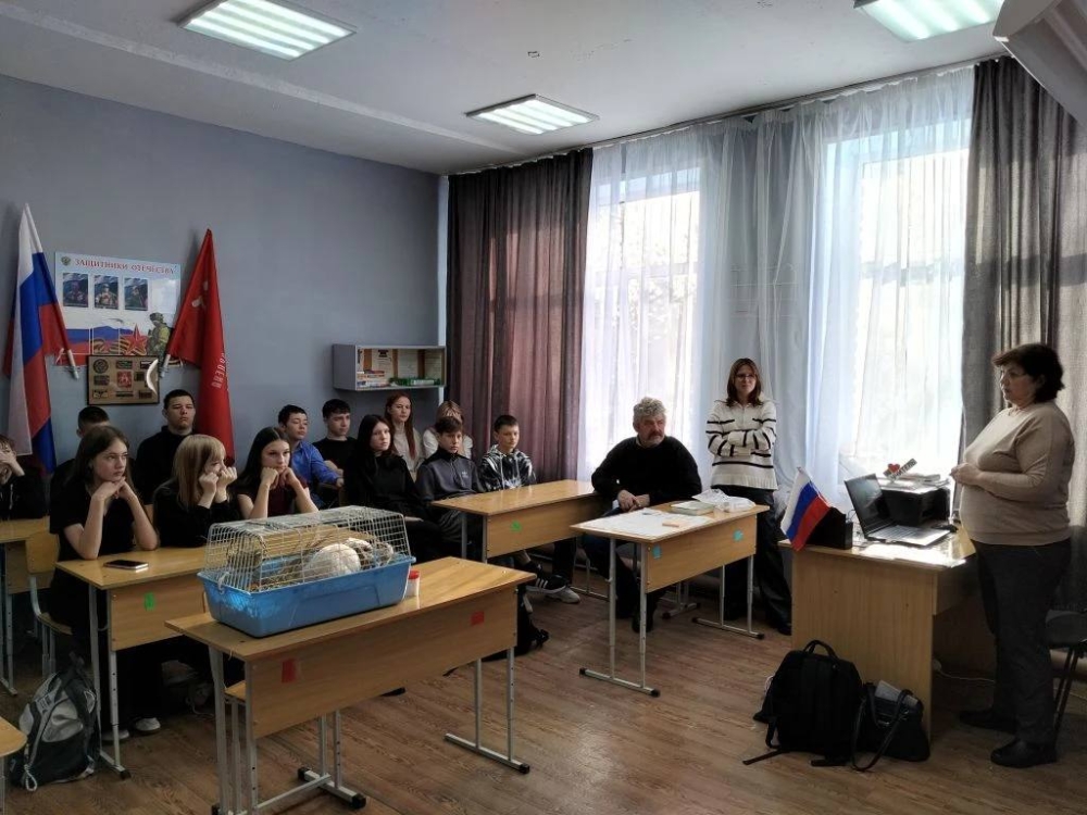 Профориентация в действии: мастер-классы от ветеринаров ЮУрГАУ прошли в Кварцитной школе Троицкого муниципального округа