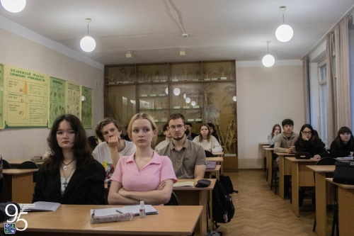 В Институте агроэкологии ЮУрГАУ прошла лекция по цифровой безопасности для первокурсников